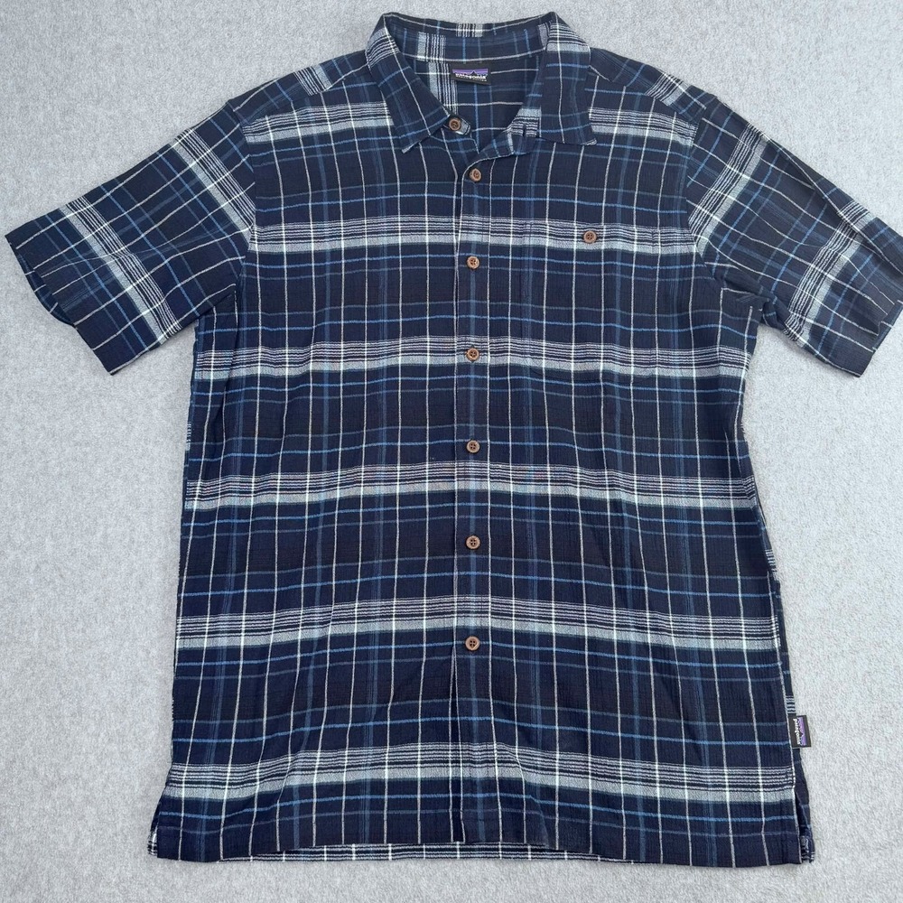 Patagonia Seersucker Button Up Shirt Organic Cotton Men's Size Large Camp Hike